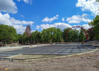 Москва помогает обновить парк «Гулливер» в Донецке