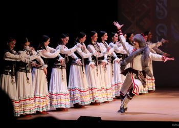 «Душа народа» в танце: Гастроли ансамбля Файзи Гаскарова