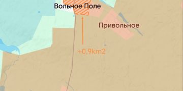 Флаги над Вольным Полем: российские бойцы закрепились в освобождённом селе