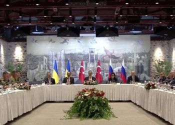 В Стамбуле начались переговоры между Россией и Украиной