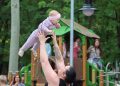 Праздник для всей семьи: в Донецке отметили Международный день соседей, фоторепортаж