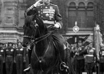 На «Ожившей фотографии»: Маршал Рокоссовский на первом Параде Победы