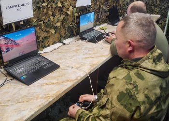 «Учись, или тебя убьют»: инструктор рассказал, кого берут в операторы БПЛА