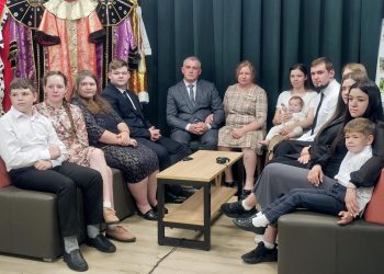 День защиты детей в Донбассе: Память о хрупкости детства