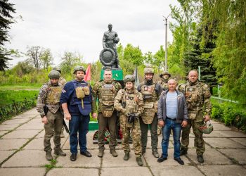 «Они ждут Россию, ждут СВОих»: Сергей Самохин о гуманитарной помощи и мечте