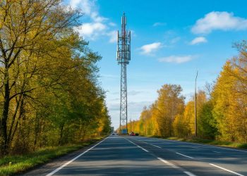 Это точно поможет победить Россию: на Украине собираются выключать мобильную связь