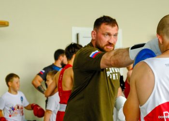 Чемпион по боксу провел мастер-класс для луганских спортсменов