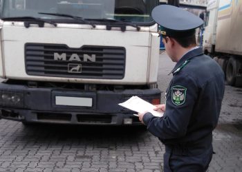 В ДНР поймали нарушителей при перевозке пшеницы без документов