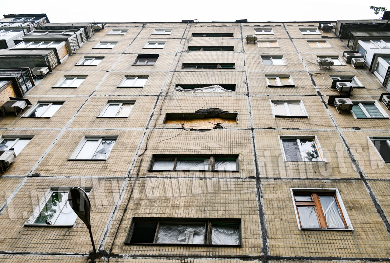 В ДНР утвердили новые тарифы на проезд и ЖКХ, вскрыли просрочку в супермаркете: дайджест за 25 июня