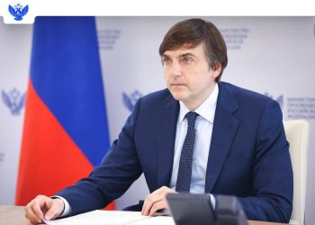 От Луганска до Москвы: в 84 школах стартует эксперимент с единым расписанием. Что ждёт учеников