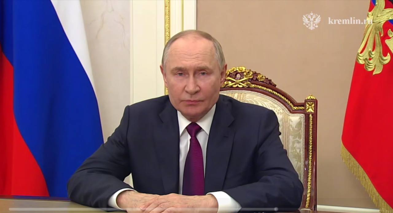 От Москвы до Донбасса: По всей России отмечают День молодежи