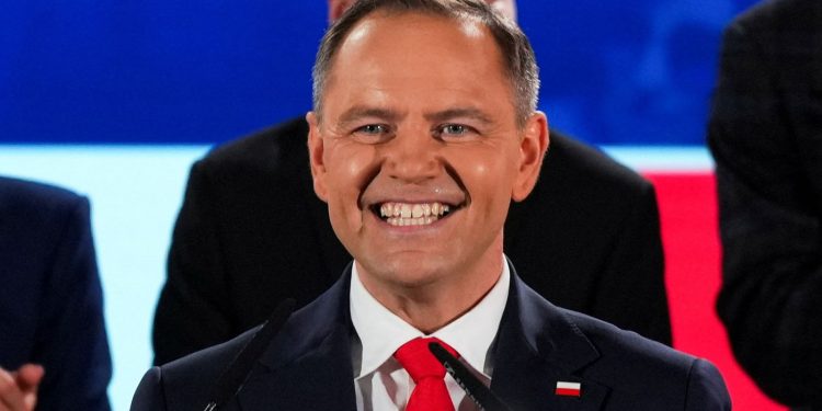 Навроцкий напомнил Зеленскому о Волынской резне сразу после выборов