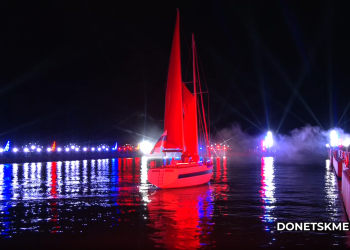 Алые паруса над Мариуполем: 150 выпускников простились с детством в море света и музыки