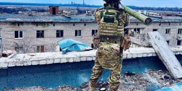 ГВ "Центр" приближается к Красноармейску и развивает наступление в Днепропетровской области ГВ «Центр» приближается к Красноармейску и развивает наступление в Днепропетровской области