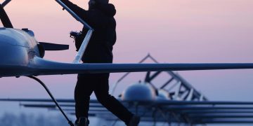 Германия обнуляет нейтралитет. «Лютые» беспилотники готовятся бить по России