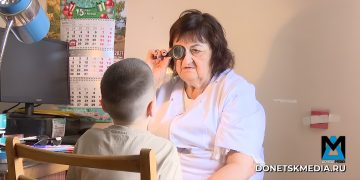 «Один день — все врачи»: как в ДНР устроены медосмотры для детей
