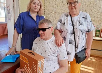 Герой Донбасса получил умную трость после потери зрения на фронте