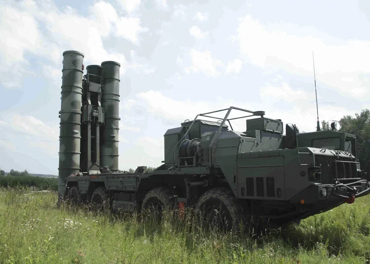 Российская ПВО отразила масштабную атаку дронов: сбито более 30 БПЛА