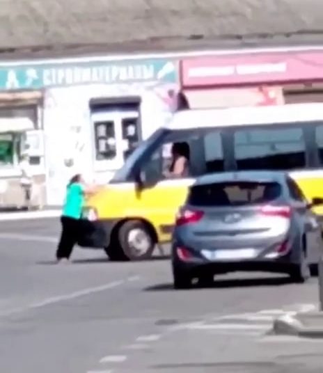 В Мерефе женщина умерла, пытаясь защитить сына от ТЦК