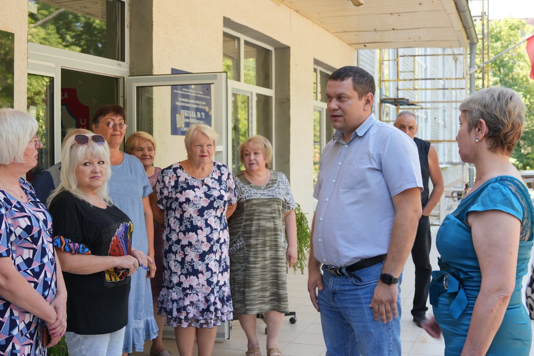 От подготовки к школе до водоснабжения и мероприятий: дайджест новостей за 18 июля