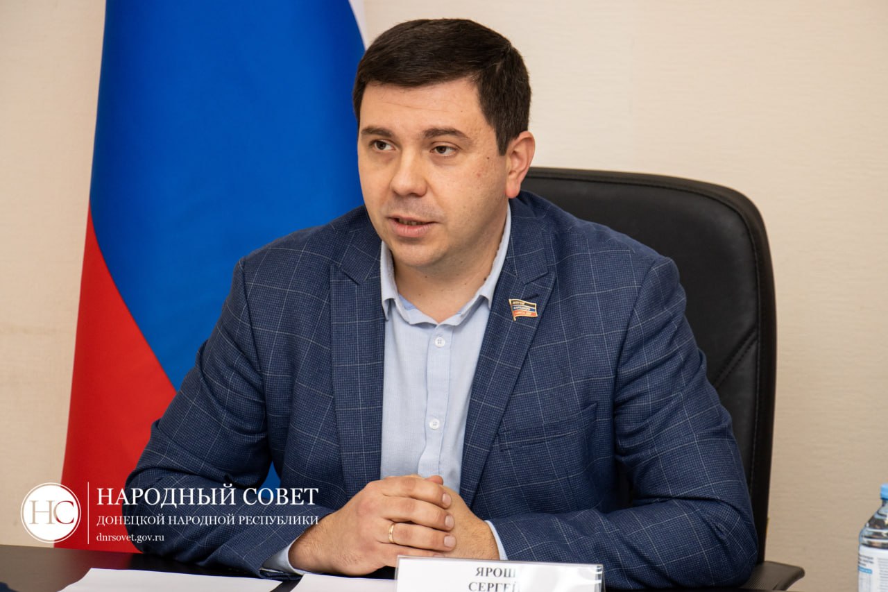 Монтаж павильона, ремонт фасада дома: дайджест за 26 июля
