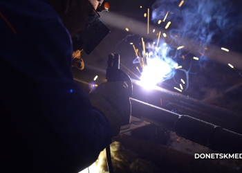 Полвека ожиданий: в Донецке начался ремонт изношенных сетей