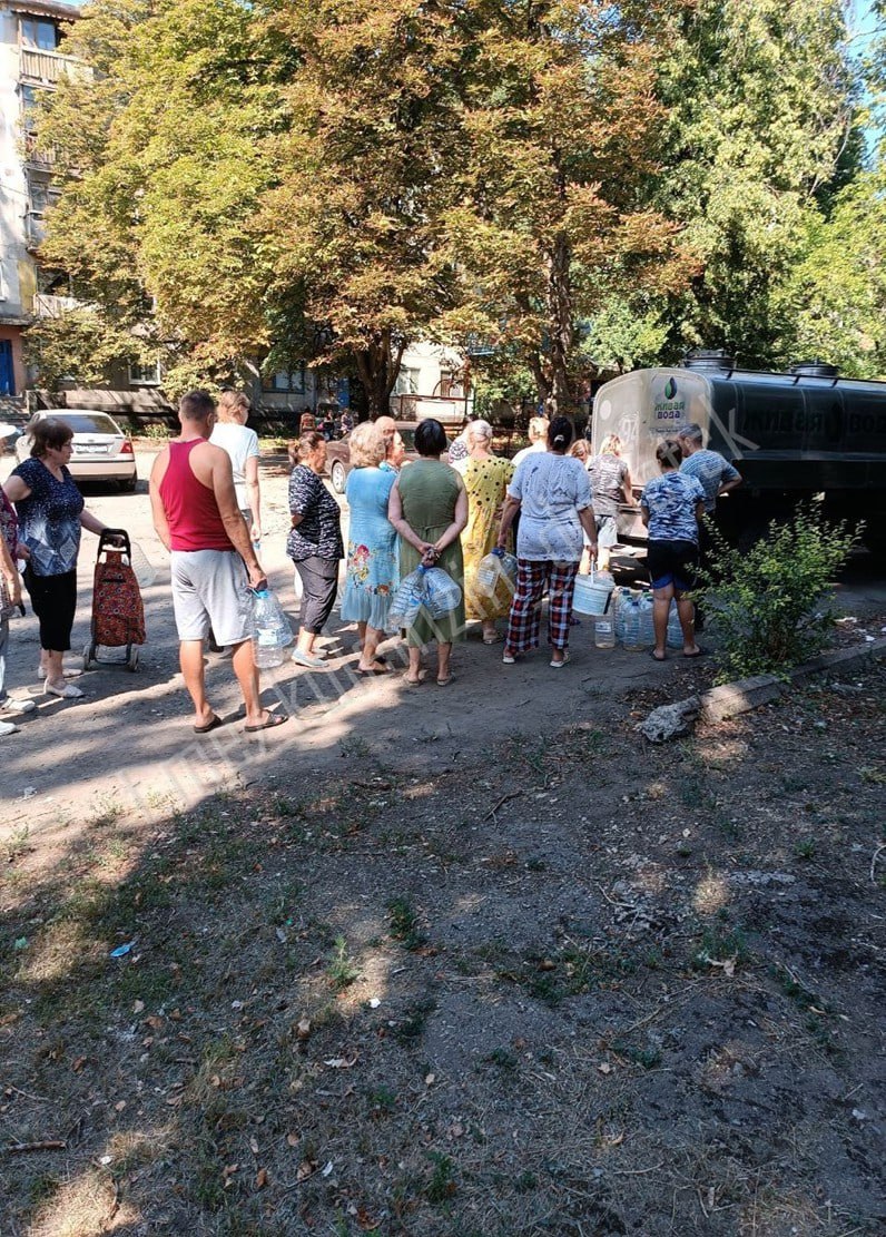Вода на исходе: новые ограничения, помощь из РФ и хроника восстановления ДНР | Дайджест за 16 августа
