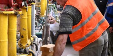 Коммунальный фронт Донбасса: Москва спасает дончан от холодной зимы