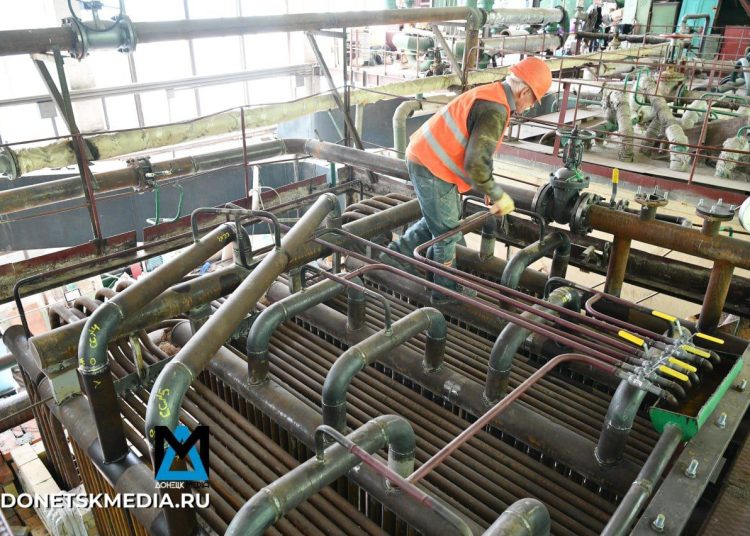 Коммунальный фронт Донбасса: Москва спасает дончан от холодной зимы