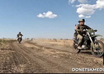 Пробиваем оборону в Промине, давим на Удачное: ГВ "Центр" не останавливает уничтожение боевиков ни на секунду Пробиваем оборону в Промине, давим на Удачное: ГВ «Центр» не останавливает уничтожение боевиков ни на секунду