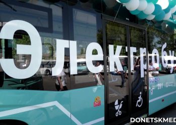 Долой "скотовозки": новые электробусы в Луганске Долой «скотовозки»: новые электробусы в Луганске