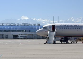 Силовики предотвратили попытку поджога самолета во Владикавказе