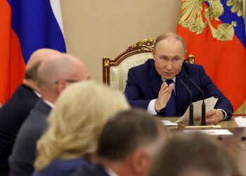 Не догонять, а опережать: стратегия нового экономического роста России