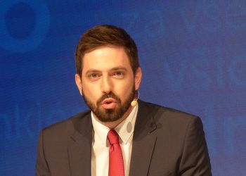 МИД Венгрии: Украина должна пожертвовать своей территорией