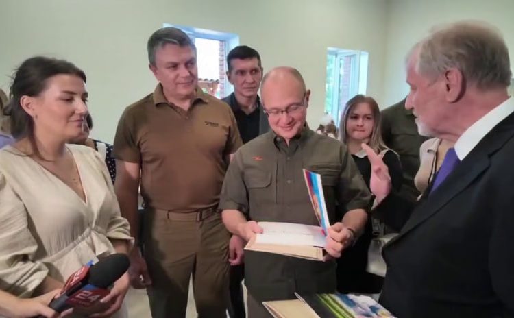 Сергей Кириенко и Леонид Пасечник посетили новый молодежно-просветительский центр