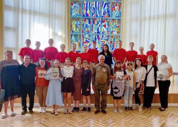 Хроники непокоренного Донбасса: в Шахтерске прошло знакомство со сборниками рассказов ветеранов-защитников Родины