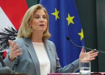 Вена предложила себя в качестве площадки для переговоров России и Украины