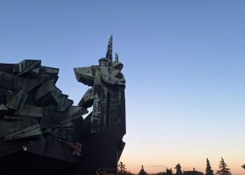 Водный кризис, восстановление Мариуполя, новые законы | Дайджест ДНР за 15 сентября Водный кризис, восстановление Мариуполя, новые законы | Дайджест ДНР за 15 сентября