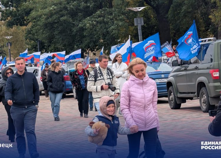 Донбасс празднует воссоединение с Россией: автопробеги, концерты и открытие Дома народов, дайджест за 30 сентября