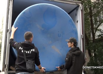 Помощь волонтёров: водный спецназ «Народного фронта»