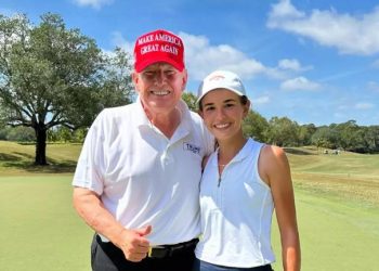 Заявление на поле гольфа: Трамп надеется договориться с Путиным и Зеленским