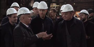 Денис Мантуров поддержал развитие предприятий в ЛНР