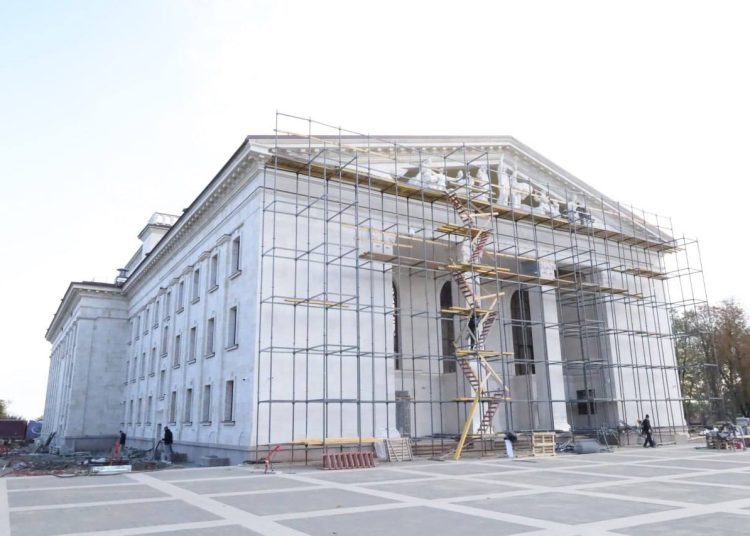 Восстановление Русского драматического театра близится к завершению Восстановление Русского драматического театра близится к завершению