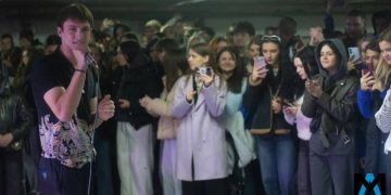 «Мы не в подвалах, мы — на празднике!»: Как молодежь Донбасса вопреки всему празднует воссоединение с Россией «Мы не в подвалах, мы — на празднике!»: Как молодежь Донбасса вопреки всему празднует воссоединение с Россией