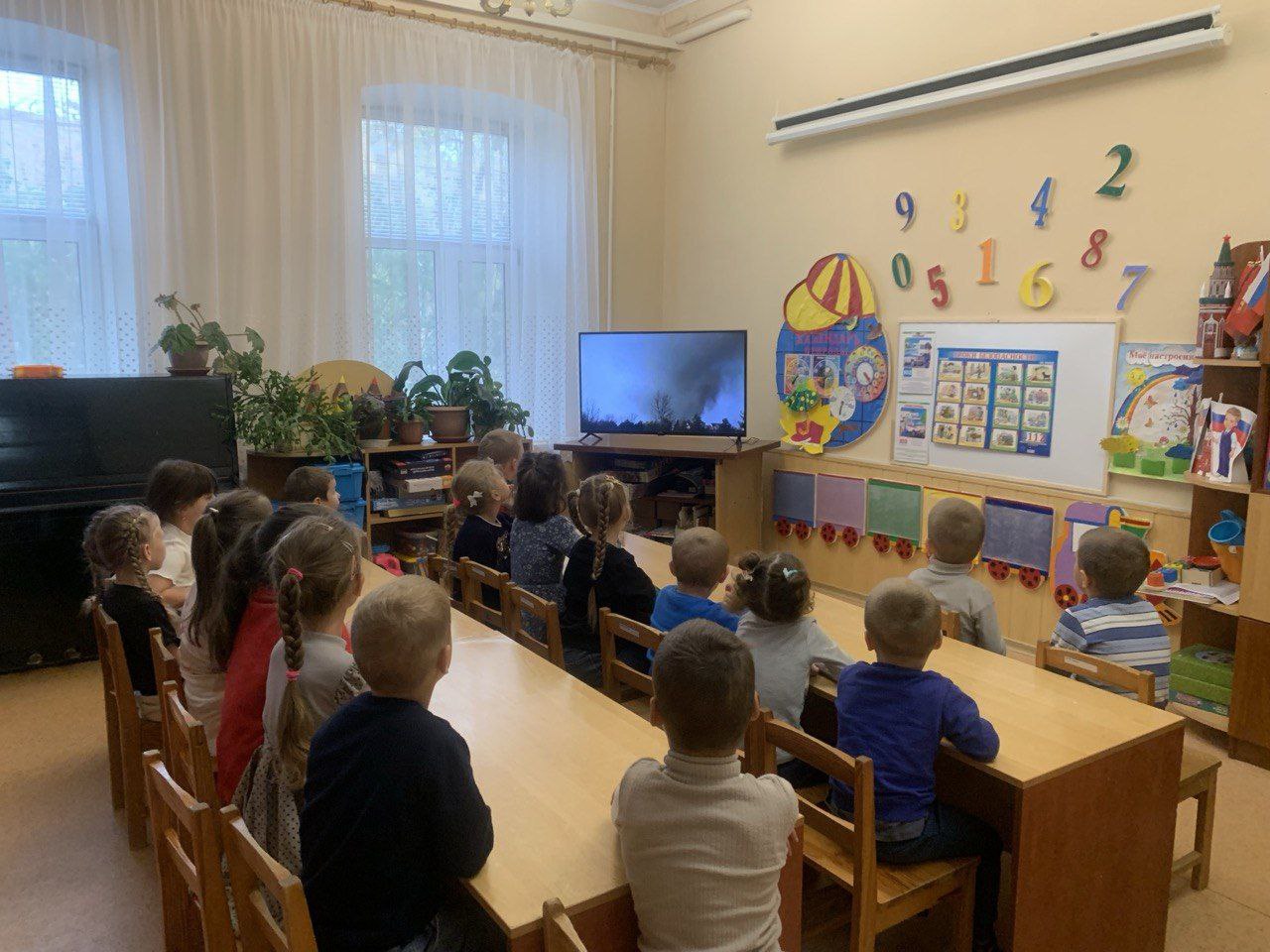 Поздравление пенсионеров, ремонт садика и внеурочные занятия: дайджест за 1 октября