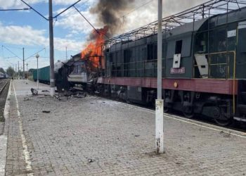 Киев подставил граждан, пытаясь скрыть военные перевозки