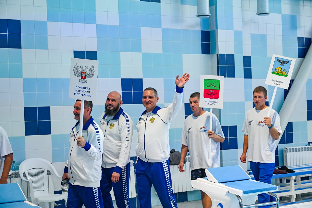 Ветераны из ДНР приняли участие в соревнованиях по плаванию