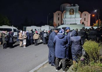 Удар по святыням: Киев силой лишает УПЦ храмов на Волыни