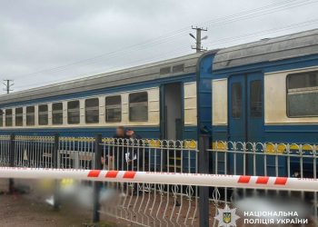 Четыре человека погибли при взрыве гранаты в поезде под Житомиром