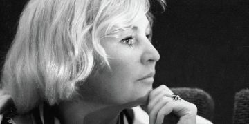 Путин почтил память Нины Гуляевой: «Искренний, доброжелательный человек»